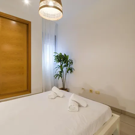 Stylish Urban Retreat Near The Coast Semesterbostad Las Palmas de Gran Canaria
